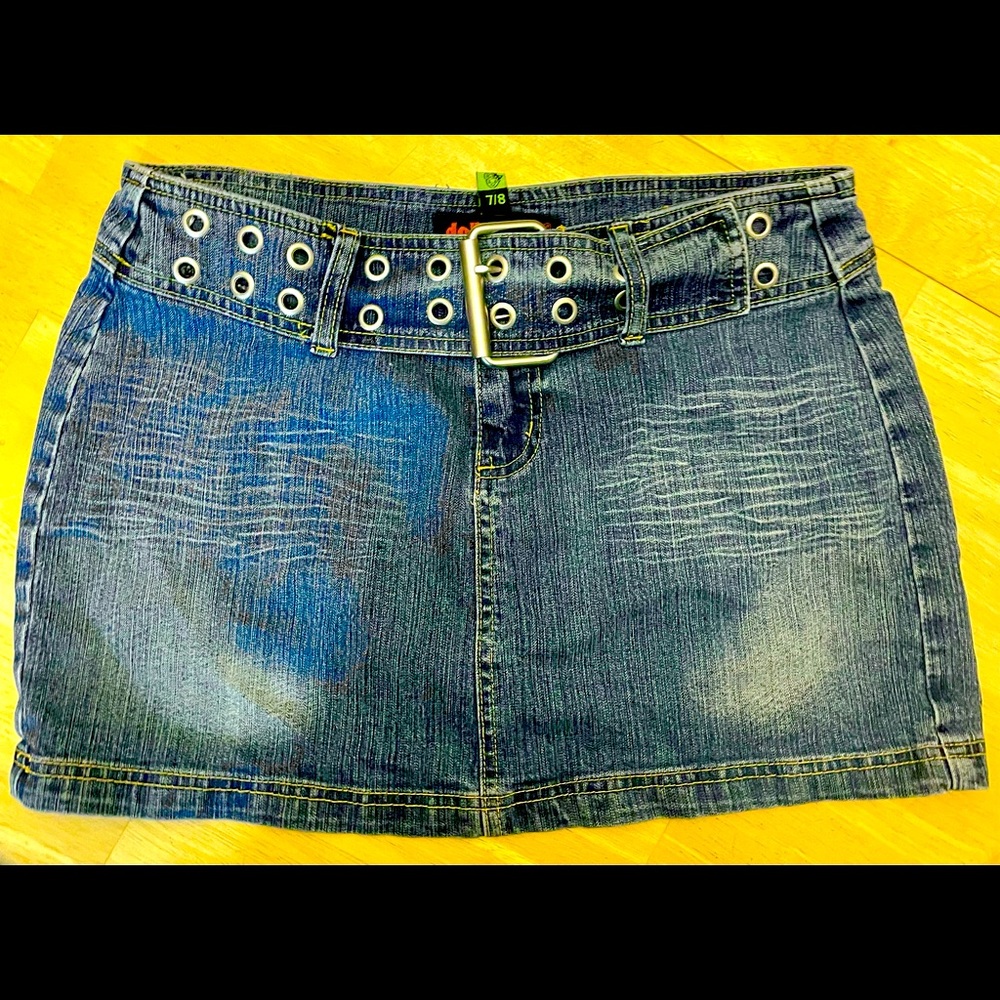 💟00’s Y2K Dollhouse Midrise Denim Belted Mini Skirt💟
